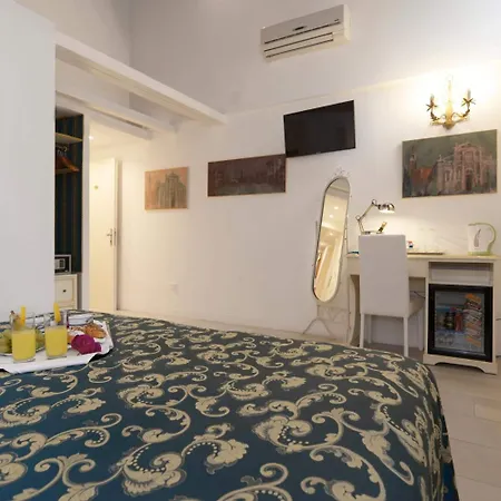 Al Mascaron Ridente Hotel 3*