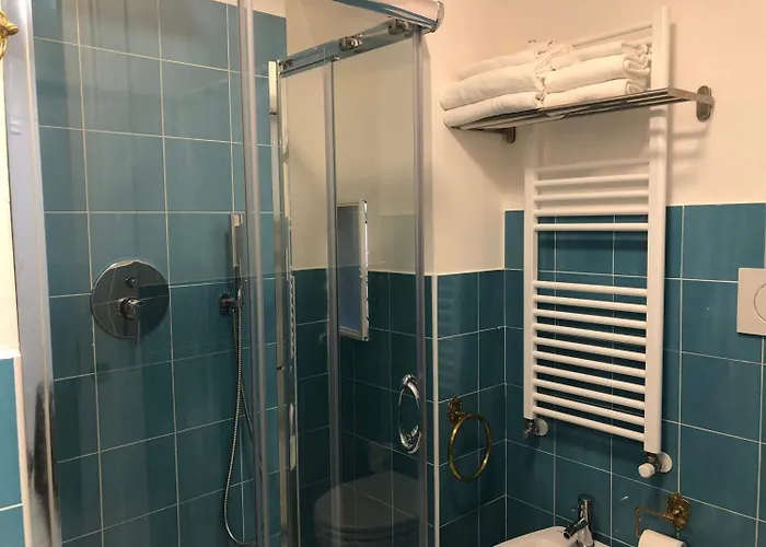 Al Mascaron Ridente Venecia