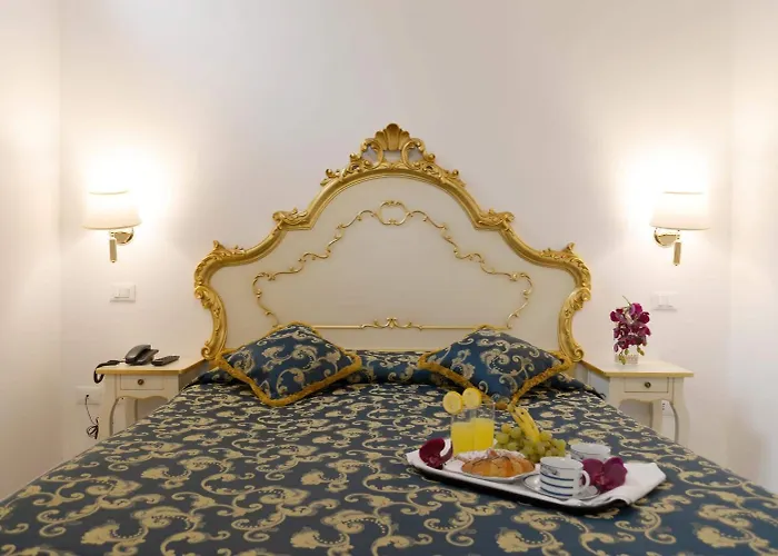 Al Mascaron Ridente 3*