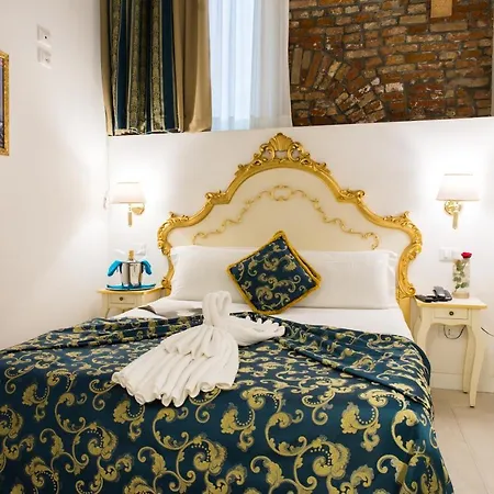 Al Mascaron Ridente Hotell 3*