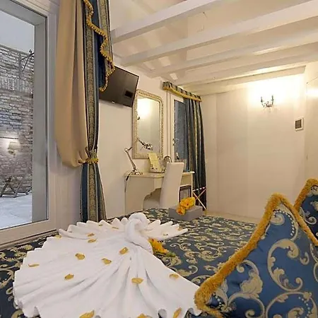 Hotel Al Mascaron Ridente