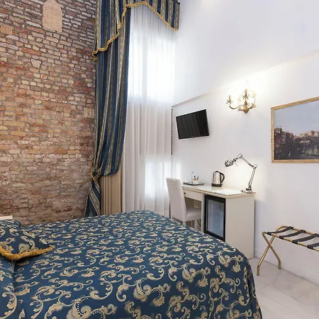 Hotel Al Mascaron Ridente