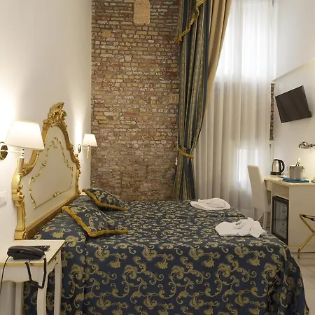 Al Mascaron Ridente Hotel Venetië