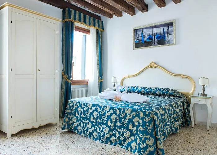 Al Mascaron Ridente 3*