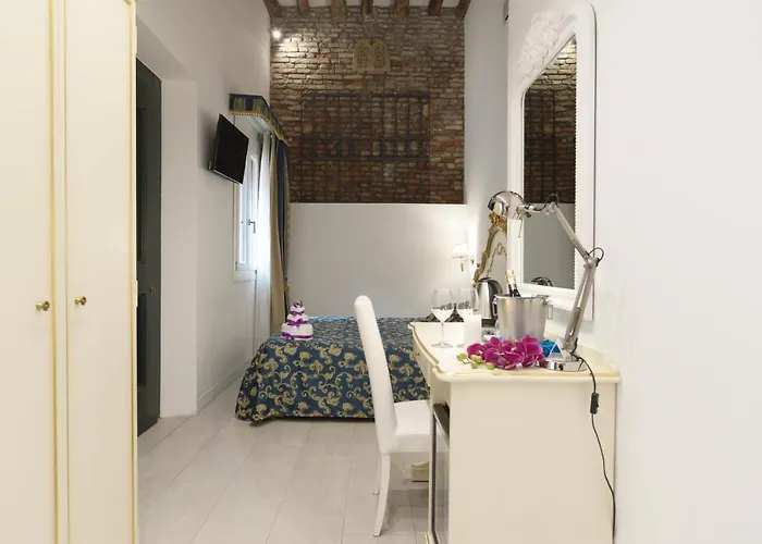 Al Mascaron Ridente Hotel 3*