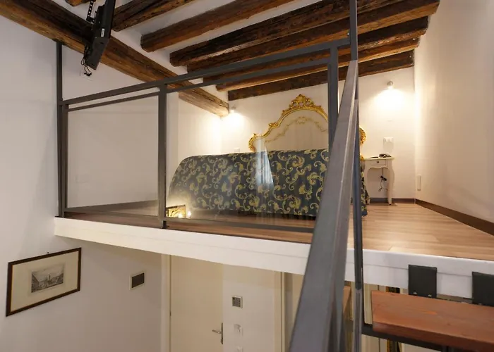 Al Mascaron Ridente Hotel