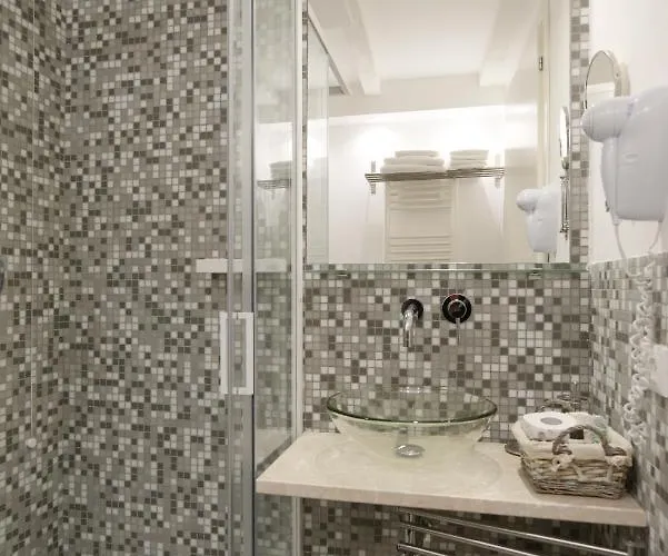 Al Mascaron Ridente 3* Venise