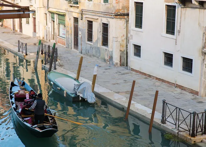 Hotel Al Mascaron Ridente