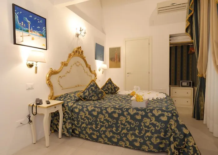 Al Mascaron Ridente Venedig