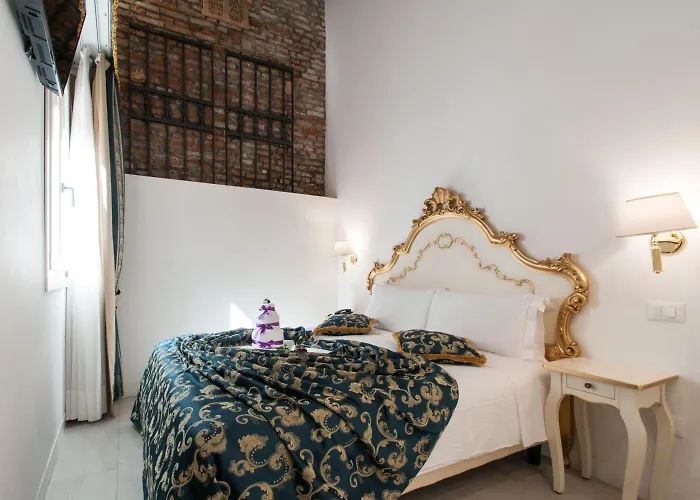 Al Mascaron Ridente Venedig